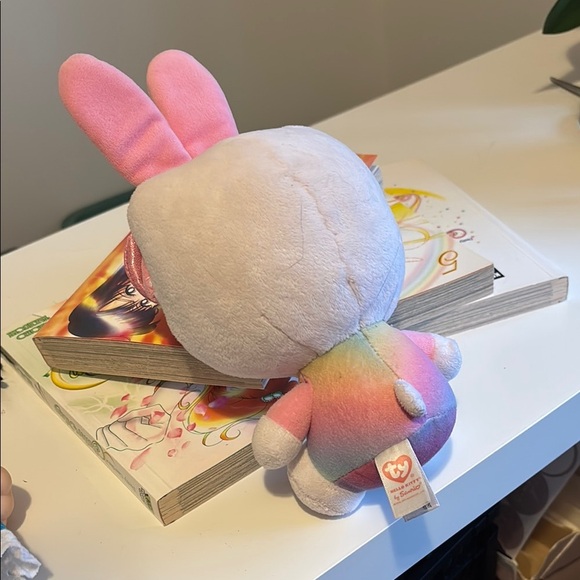 2014 Easter bunny Cute Pastel hello kitty TY Sanrio - Picture 2 of 2